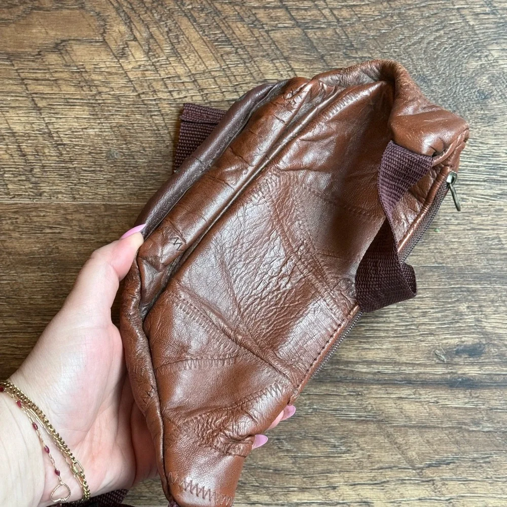 Vintage Brown Leather Waist Bag Fanny Pack - Picture 2 of 2